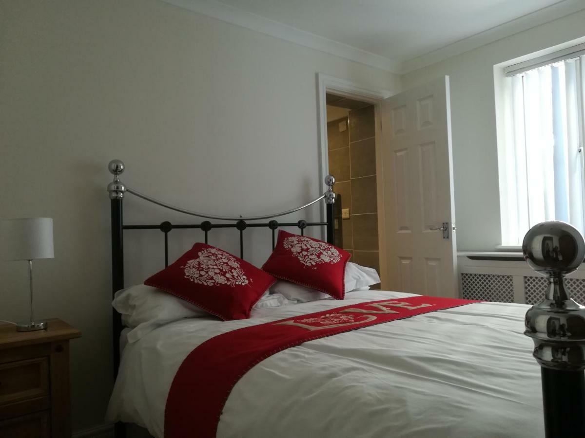 2 Bedroom Modern Apartment, Uplands, Swansea Buitenkant foto